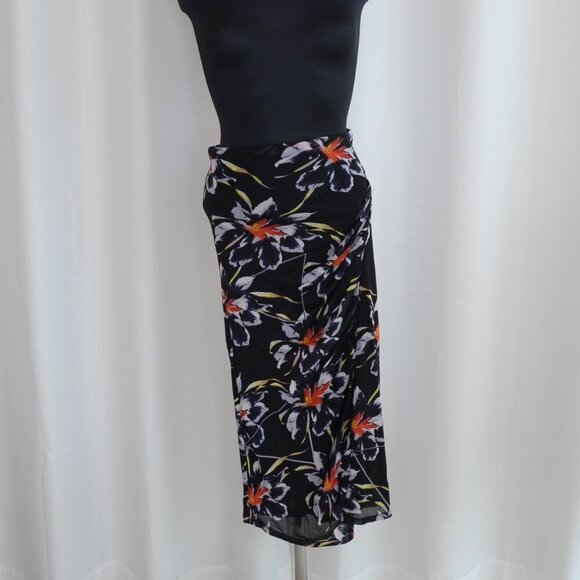 Diane Von Furstenberg Side Cinch Skirt In Lanell Black Sz S - Picture 2 of 7